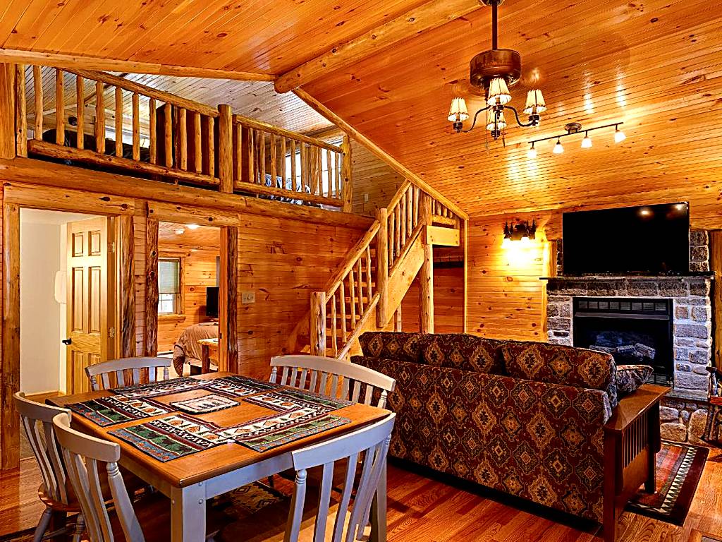 Cobble Mountain Lodge