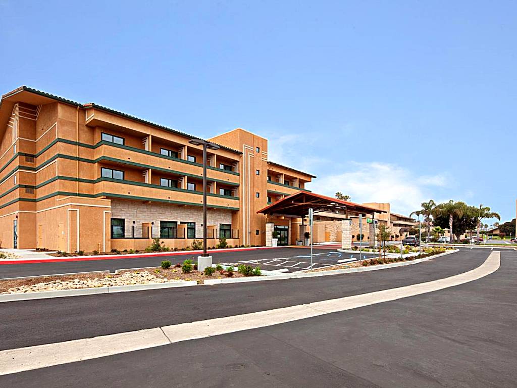 Holiday Inn Express Hotel & Suites Ventura Harbor