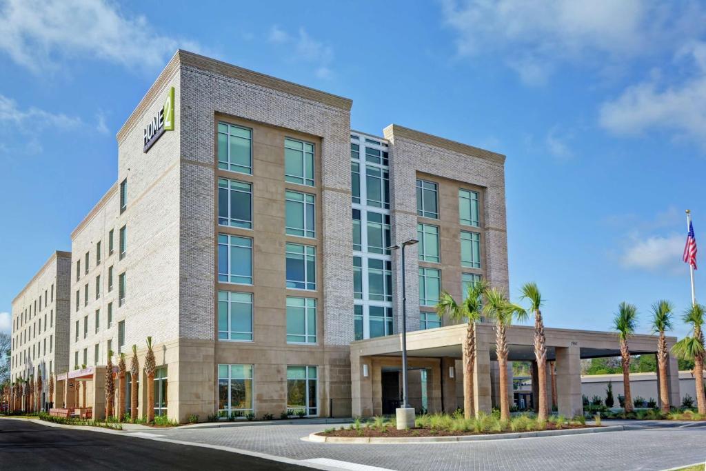 Home2 Suites Charleston West Ashley