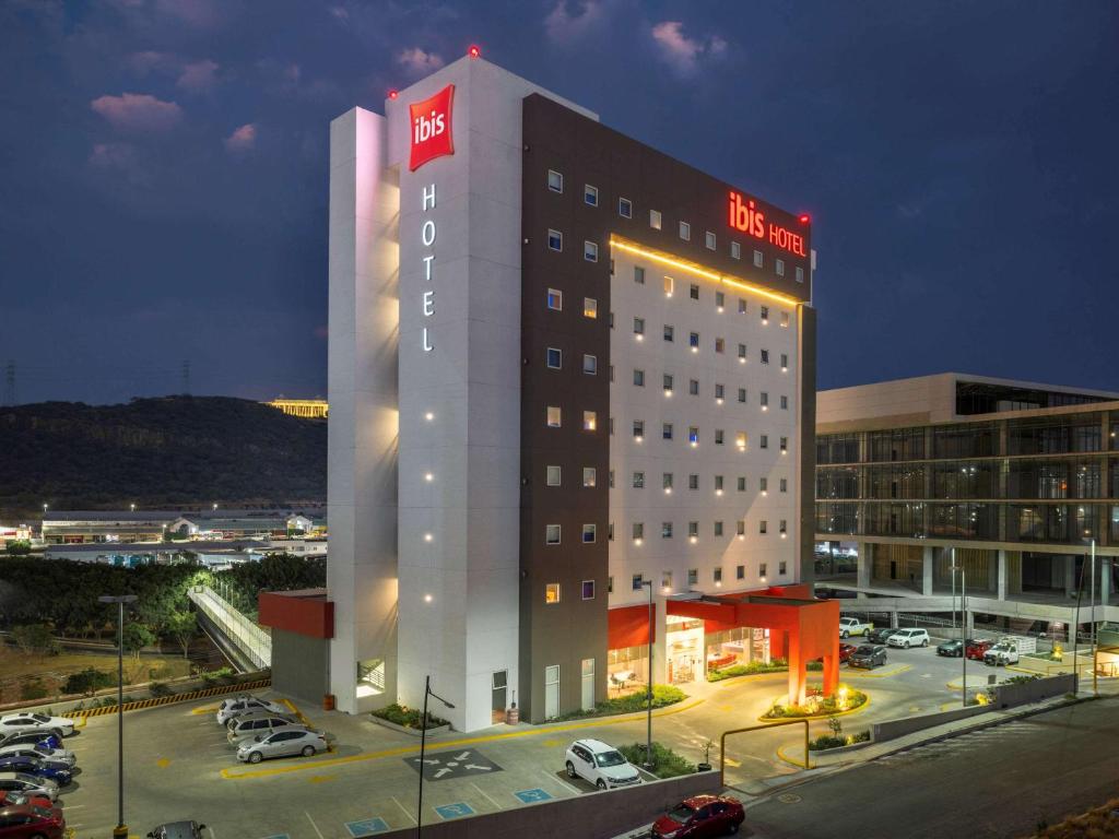 Ibis Queretaro