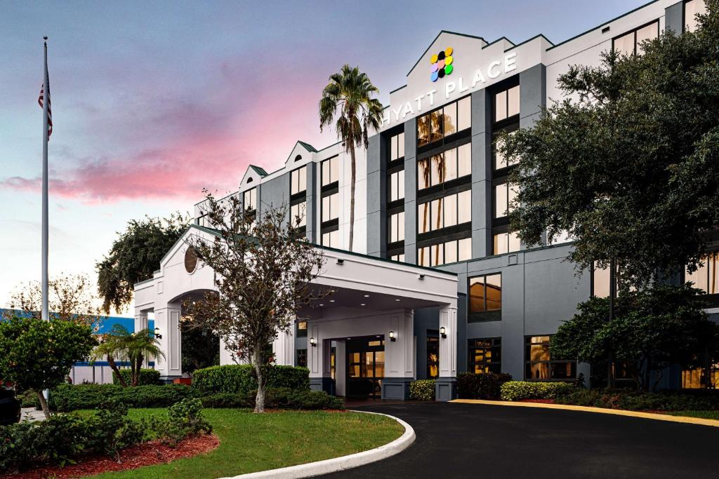 Hyatt Place Lakeland Center