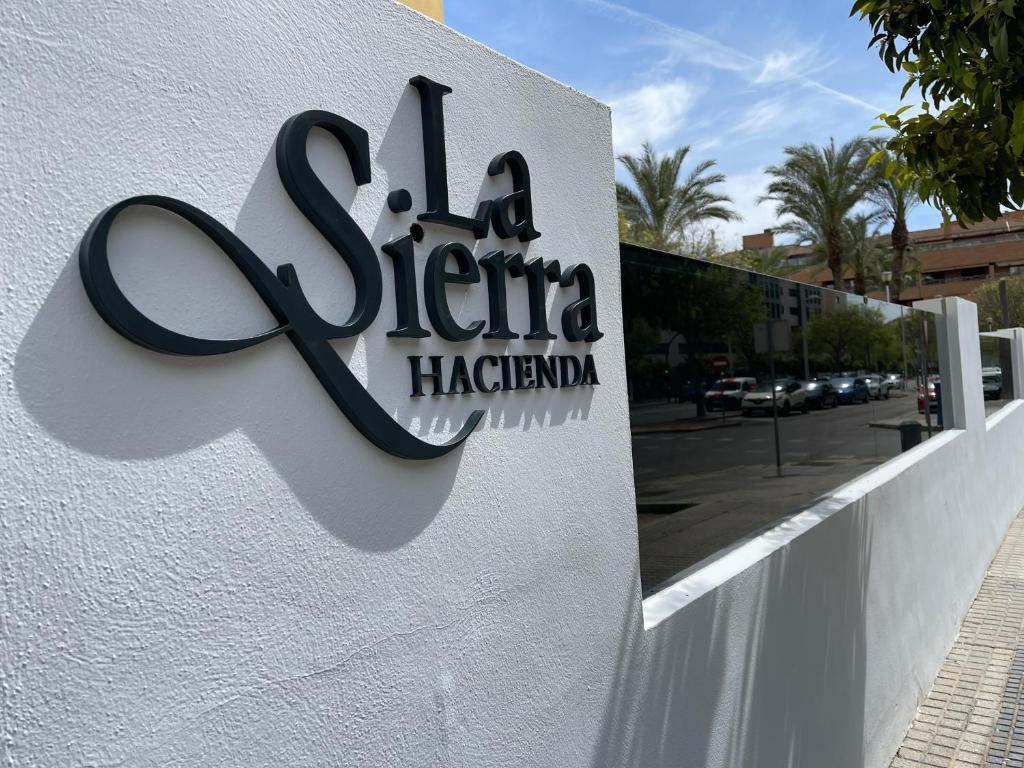 Hacienda La Sierra