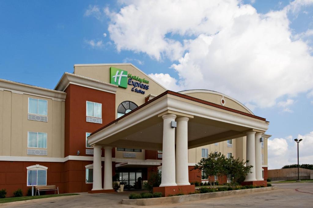 Holiday Inn Express and Suites Snyder, an IHG Hotel