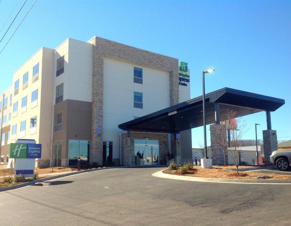 Holiday Inn Express and Suites Tahlequah, an IHG Hotel